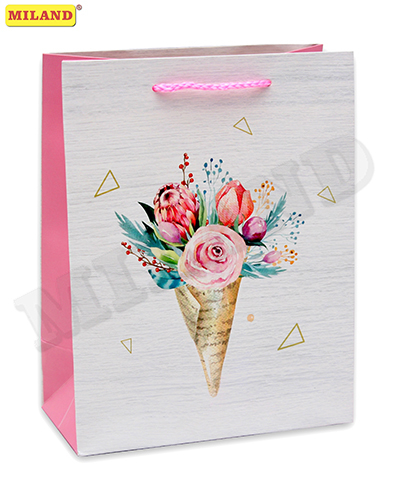 Пакет подарочный Dream cards Цветы и треугольники 18х23х10 см арт. ПКП-8712